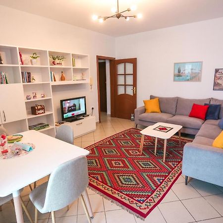 Tirana Views Apartment - Comfy & Spacious Buitenkant foto