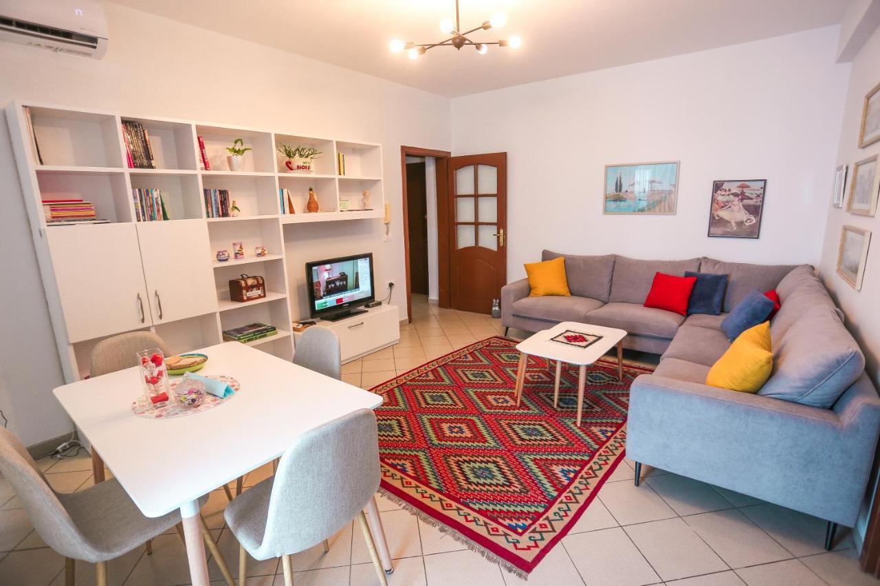 Tirana Views Apartment - Comfy & Spacious Buitenkant foto