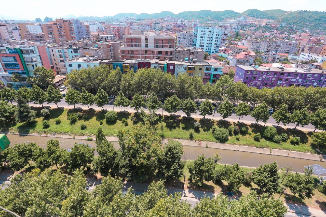 Tirana Views Apartment - Comfy & Spacious Buitenkant foto