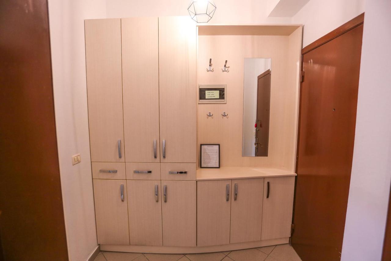 Tirana Views Apartment - Comfy & Spacious Buitenkant foto