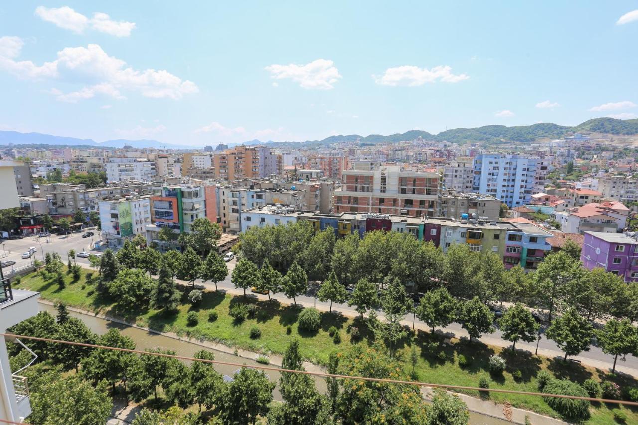 Tirana Views Apartment - Comfy & Spacious Buitenkant foto